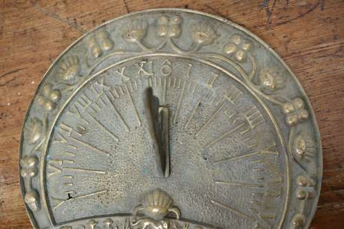 Weathered Brass Garden Sundial This sundial is made in Cast Brass