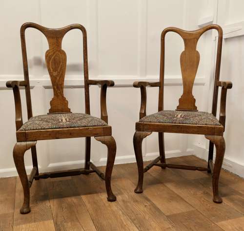 Pair of Queen Anne Style Oak Carver Chairs a Lovely Looking Pair