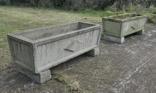Set of 4 Large Weathered Garden Planters