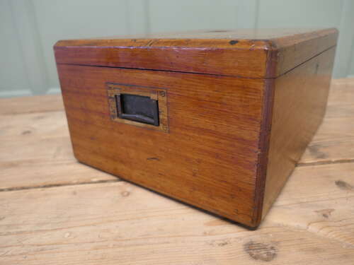 Victorian Oak Presentation Box