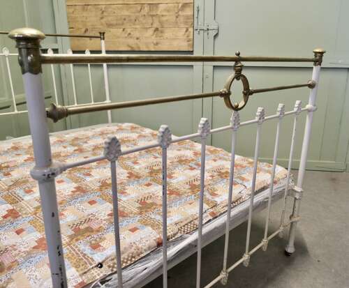 Victorian Brass and Iron Double Bed  All in all an attractive bed and a timeless in design