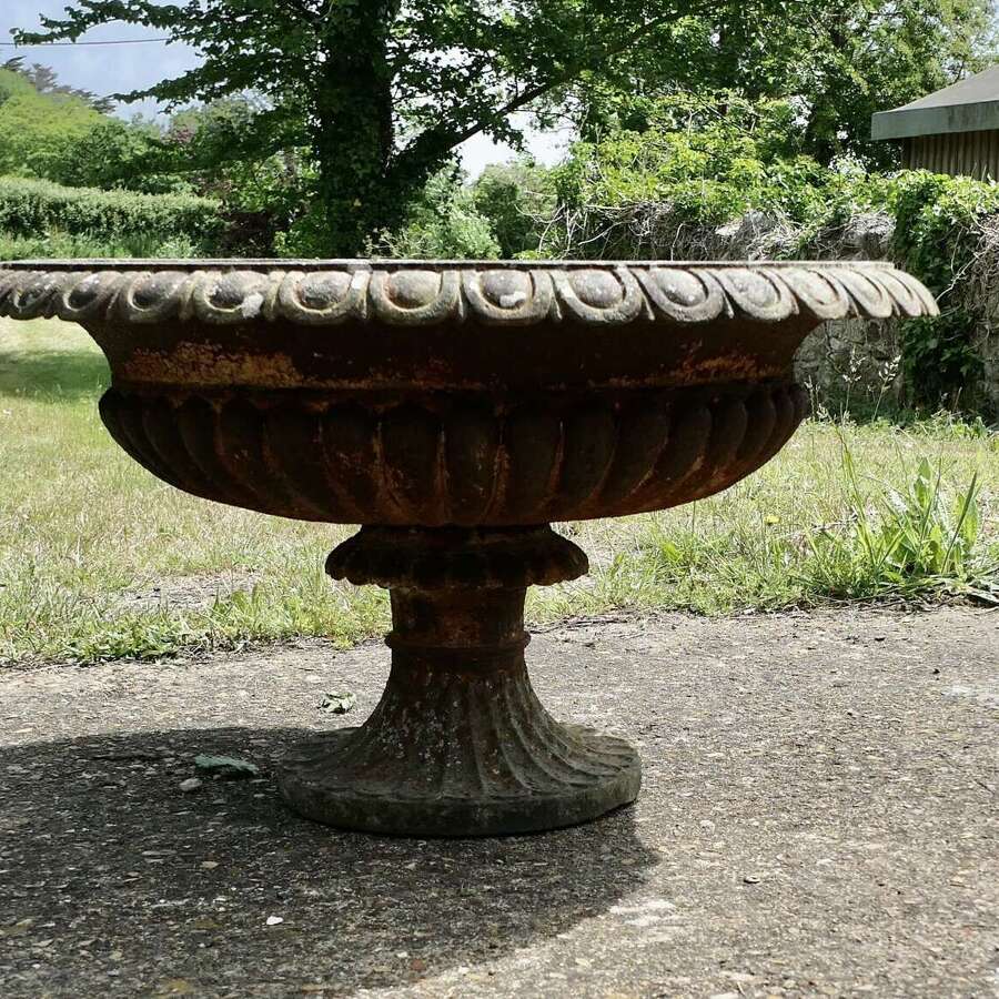 Large 19th century Cast Iron Garden Urn, Garden Jardiniere