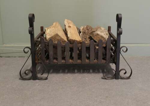 Large Free Standing Fire Basket, Iron Fire Grate  The grate is made in cast iron