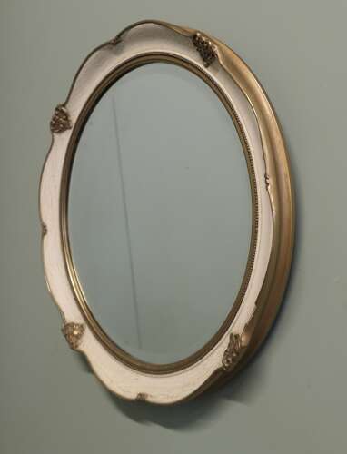French Round Art Deco Wall Mirror in Gilt and Cream This very attractive Mirror has a