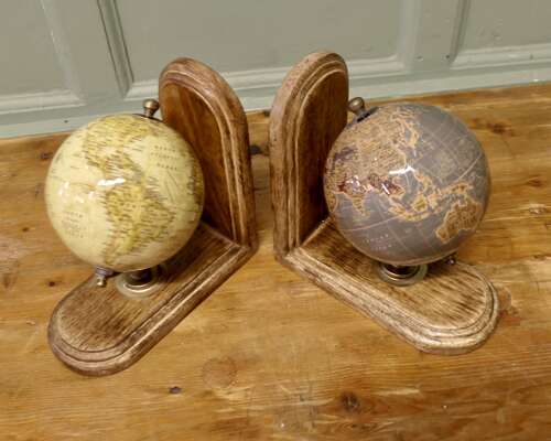 A Set of Bookends for the Geography Student   A very attractive pair