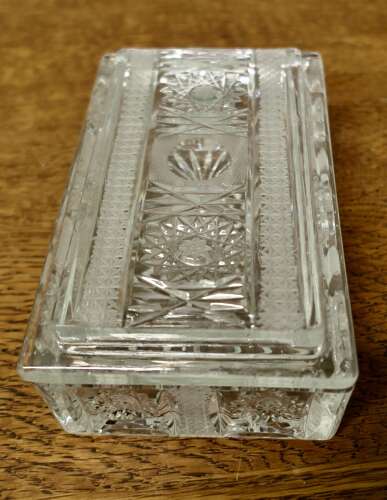 Beautiful Brilliant Star Cut Crystal Glove Box and Cover